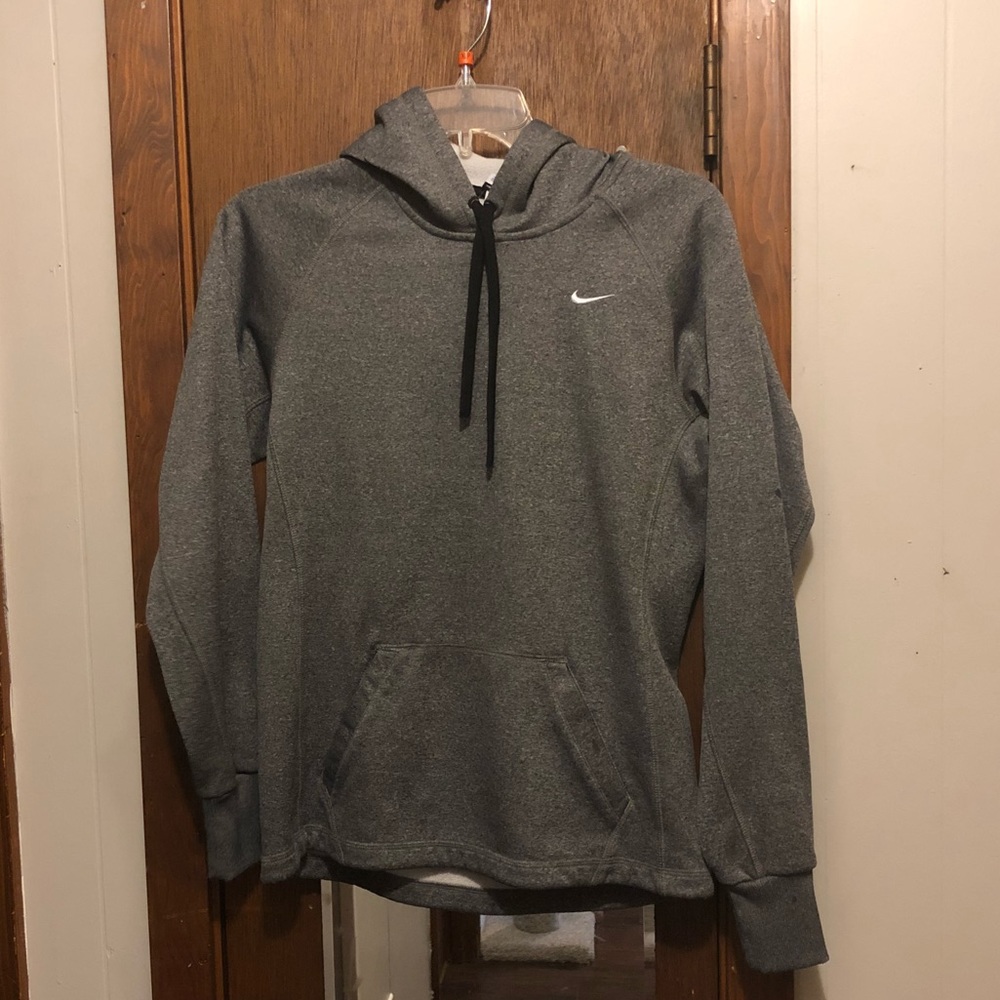 XS Nike sweatshirt